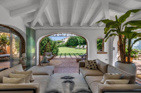 VILLA SULLA SPIAGGIALuxury Vista Mare Porto Cervo